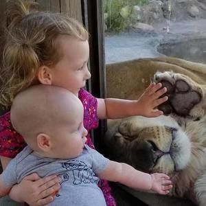 Meet your Posher, Alexandra